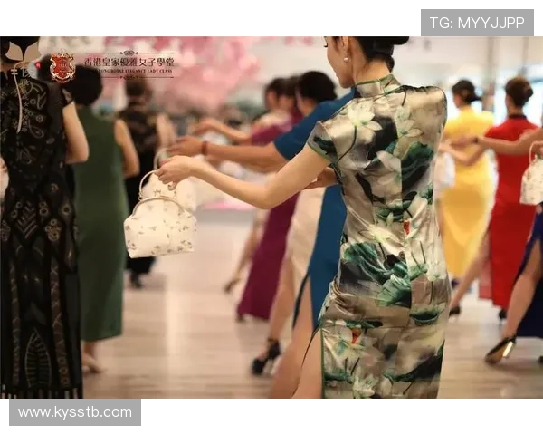 旗袍：东方韵致的流转，一部关于时光与女性的优雅史诗